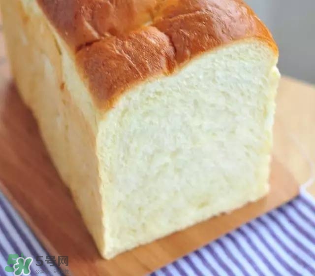 牛油果沙拉怎么做？牛油果沙拉用什么醬？