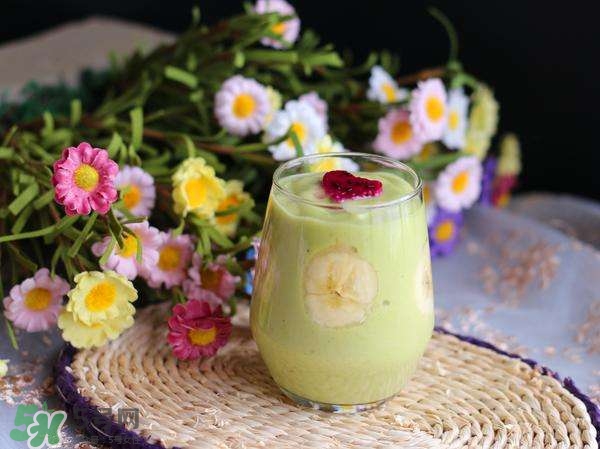 牛油果奶昔怎么做？牛油果奶昔的功效