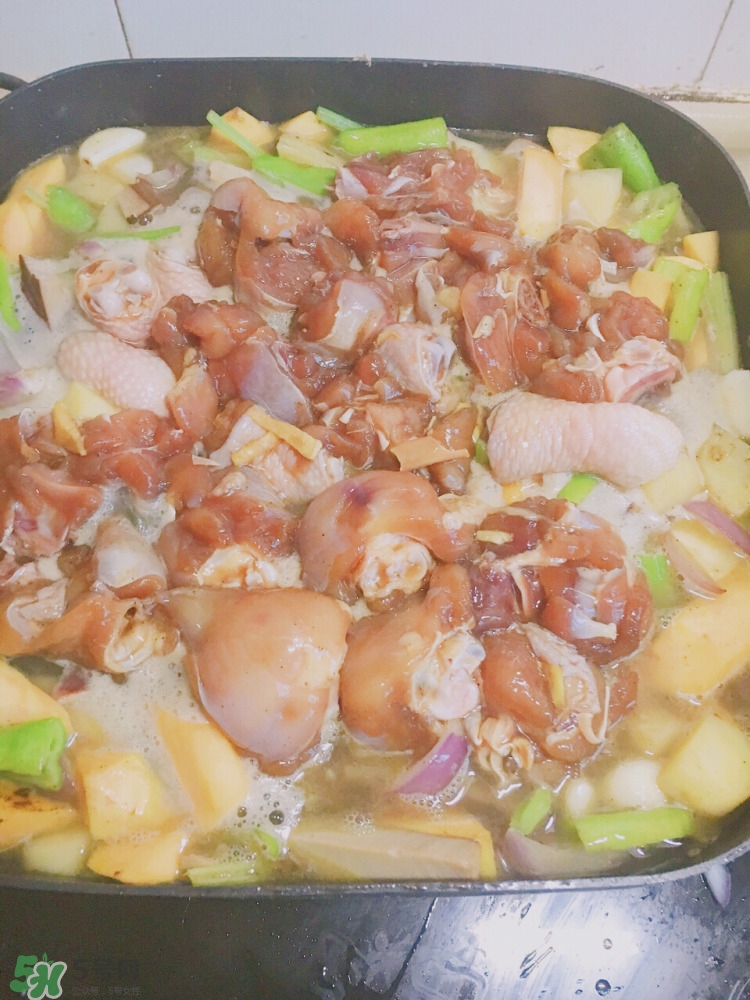 三汁燜鍋的做法 三汁燜鍋醬料配方解密 三汁燜鍋的做法 三汁燜鍋醬料配方解密