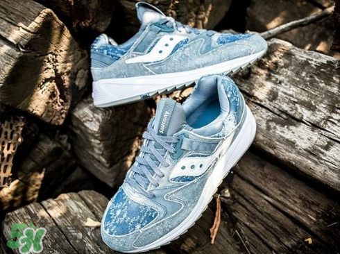 saucony鞋子怎么樣？索康尼鞋碼偏大偏?。?></p><h3>運(yùn)動(dòng)鞋怎么挑選</h3><p>1、控制動(dòng)作型：適合中度至重度內(nèi)翻型腳，以及體重較高的人，它能提高跑步者對(duì)腳跟和跑步動(dòng)作的控制，并能支持足弓部位。其外部特點(diǎn)是足弓部位加厚，鞋的重量中等偏重。如NB 
850，還有Asics Foundation 8便是這類跑步鞋。?</p><p>2、緩沖減震型：適合跑步技術(shù)較好，用腳前掌或中部落地，用腳掌與外側(cè)支撐的跑步者，鞋的重量中等偏重，鞋底較厚。很多知名品牌的跑鞋都是有緩震功能的，例如耐克的AIR 
MAX、ZOOM系列，New 
Balance的MR1080高端緩震跑鞋，adidas的緩沖跑鞋代表作變是boost，李寧“雙渡”也是緩沖減震型跑鞋、Asics的頂級(jí)緩震旗艦鞋型有GEL 
Nimbus和Cumulus。</p><p>3、穩(wěn)定型：適合輕度至中度內(nèi)翻腳型，用腳中部與外側(cè)支撐的跑步者，鞋的自重量中等。比如Mizuno美津濃Wave 
Nirvana系列是穩(wěn)定型跑鞋的頂級(jí)系列，李寧品牌的穩(wěn)定型跑鞋的代表作為“烈駿”，Asics GT-KAYANO 同樣為穩(wěn)定型跑鞋。</p><p>4、比賽型：適合跑步技術(shù)好，體重較輕或腳輕度內(nèi)翻的跑步者使用，鞋的自重量較輕。主要設(shè)定在避震型與路跑競(jìng)速上的adizero系列跑鞋，完美合腳 
提升路跑效果，被稱為全世界最快的跑鞋系列。而PUMA(彪馬)的faas系列也是適合短跑運(yùn)動(dòng)員;如果你愛(ài)跑馬拉松，專為馬拉松跑者設(shè)計(jì)的李寧云馬不失為良好的選擇。</p><p>索康尼的鞋子性價(jià)比還是非常高的，不想和滿大街穿一樣的NB，可以考慮下這個(gè)牌子。</p>		</div>
<div align=