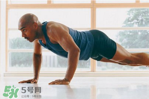 波比跳能減肚子嗎？波比跳做多少能減脂？