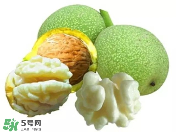 新鮮核桃怎么吃？新鮮核桃怎么給寶寶吃？