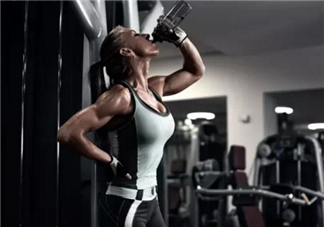 肌酸會增重嗎？肌酸會讓人水腫嗎？