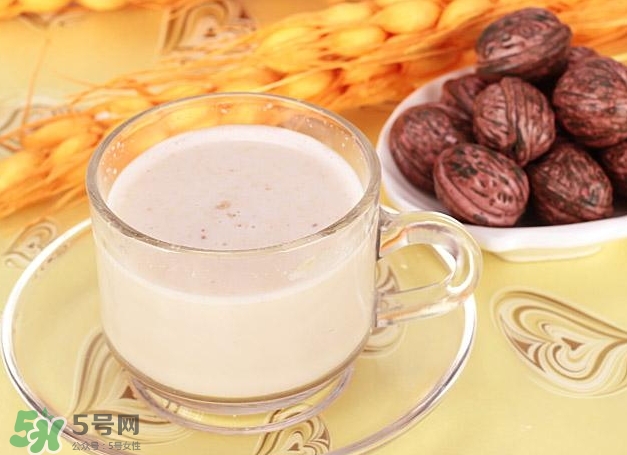 喝核桃粉有什么好處？喝核桃粉會長胖嗎？