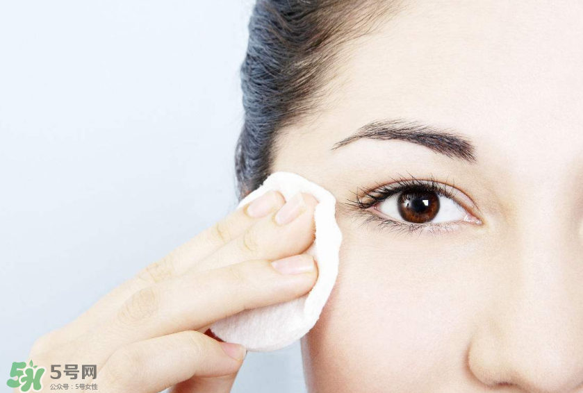 正確卸妝手法你做對(duì)了嗎？錯(cuò)誤卸妝手法須知