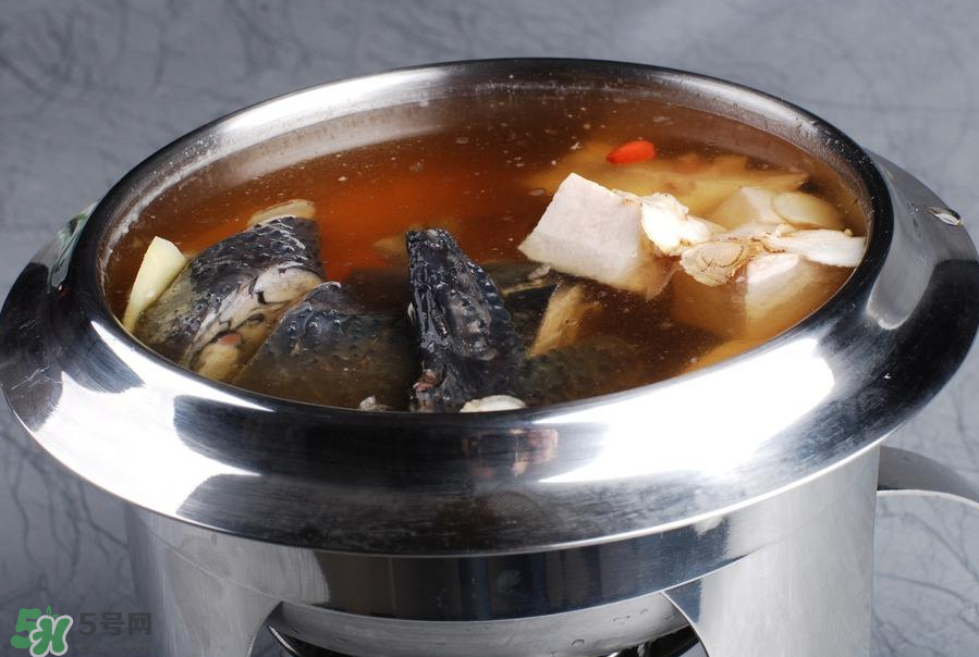 花旗參烏雞湯經(jīng)期可以喝嗎？