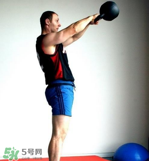 壺鈴硬拉鍛煉哪里？壺鈴硬拉的好處