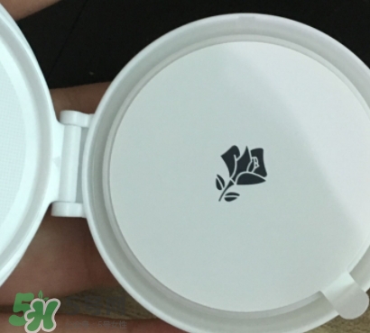 蘭蔻小粉盒適合什么膚質(zhì)？