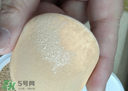 蘭蔻小粉盒適合什么膚質(zhì)？