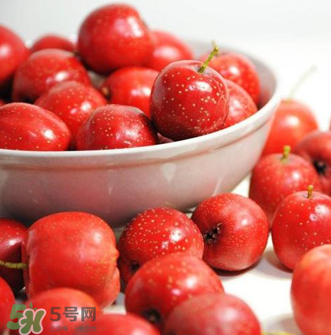 山楂和蜂蜜能一起沖水喝嗎？