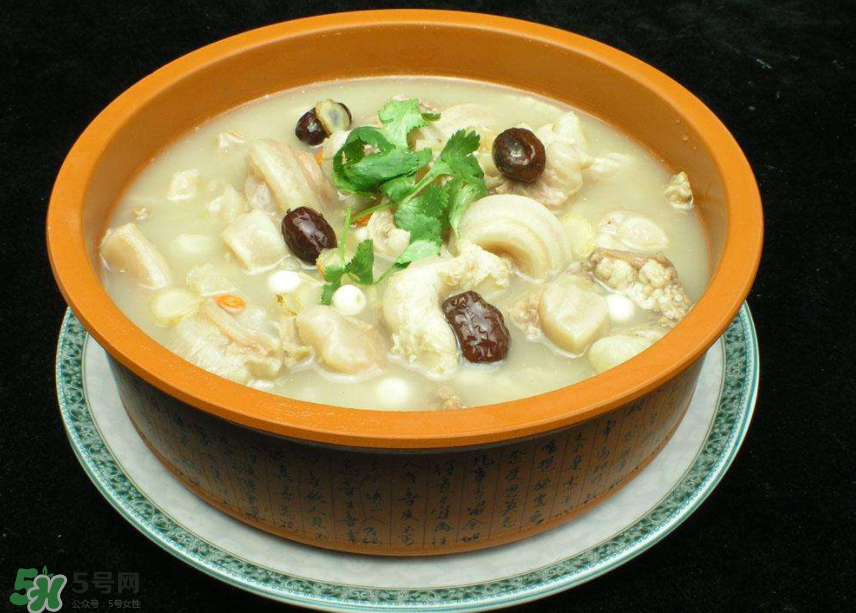 湯里的鈣鐵含量高不高？湯的蛋白質多嗎？