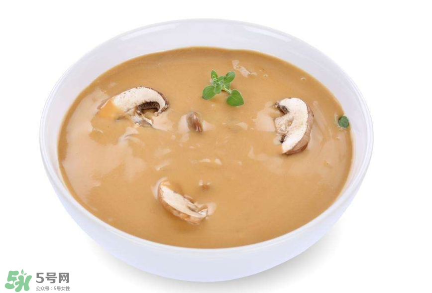 燉湯時(shí)間是不是越長(zhǎng)越好？湯里營(yíng)養(yǎng)多嗎？