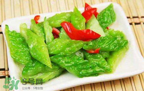 什么泡水喝能清熱降火？清熱降火吃什么？