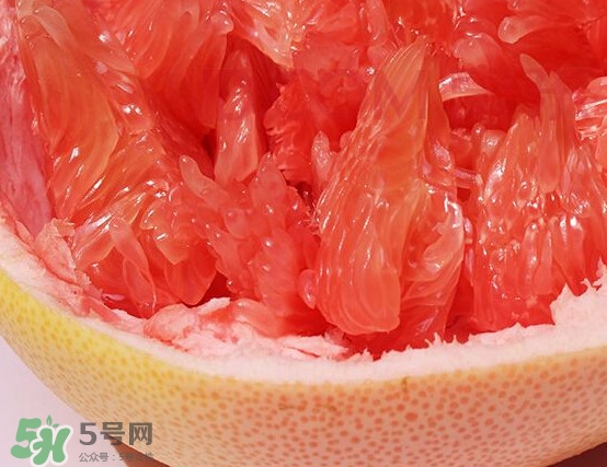 三紅蜜柚是哪里產(chǎn)的？三紅蜜柚什么時候上市？