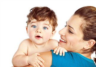 寶寶打嗝的原因  寶寶通常為什么打嗝？