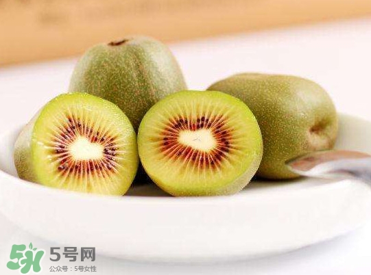 紅心獼猴桃硬的能吃嗎？紅心獼猴桃催熟方法