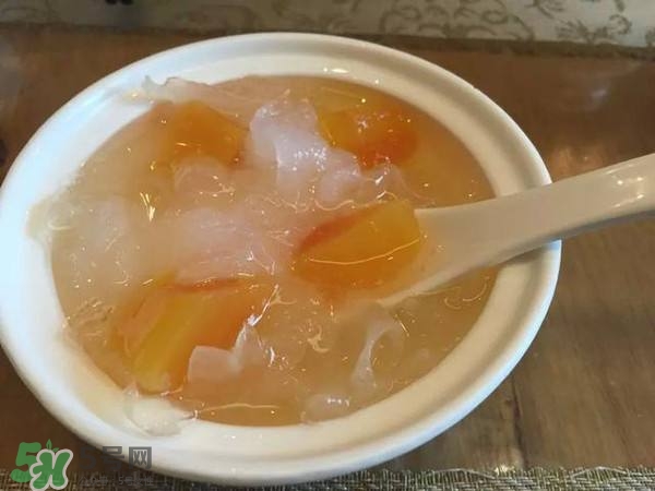 雪蛤和燕窩能一起燉嗎？雪蛤燕窩一起燉有什么功效作用