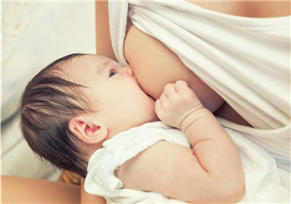 母乳寶寶幾個(gè)月添加輔食？母乳寶寶添加輔食的時(shí)間介紹