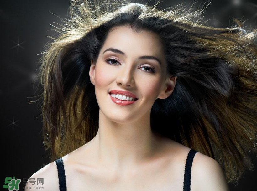 乳腺炎是熱敷還是冷敷？乳腺炎應該熱敷還是冷敷？