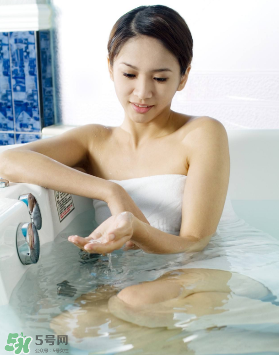 乳腺炎是熱敷還是冷敷？乳腺炎應(yīng)該熱敷還是冷敷？