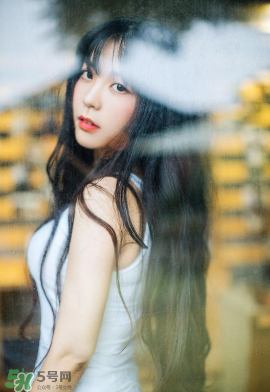 乳腺炎應(yīng)該掛什么科？乳腺炎應(yīng)該做什么檢查？