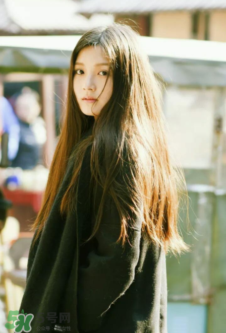 乳腺炎應(yīng)該吃什么藥？乳腺炎應(yīng)該怎么治療？