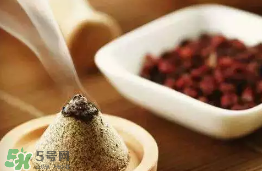 為什么艾灸特別適合現(xiàn)代人?艾灸是萬能的嗎？