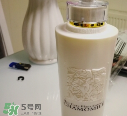 護(hù)發(fā)素能軟化頭發(fā)嗎？護(hù)發(fā)素能讓頭發(fā)變軟嗎？