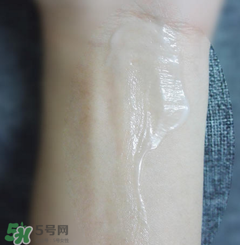 自然堂雪域乳液適合什么年紀(jì)的人使用 自然堂雪域乳液適合什么年紀(jì)的人使用