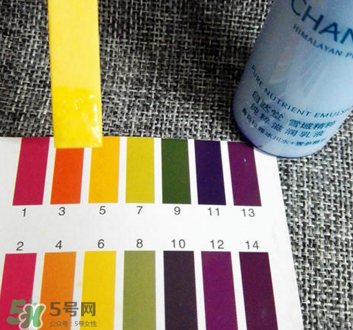 自然堂雪域乳液適合什么年紀(jì)的人使用 自然堂雪域乳液適合什么年紀(jì)的人使用