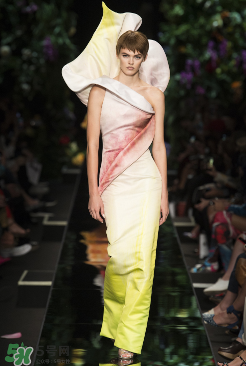 moschino2018春夏系列服裝怎么樣_好看嗎？