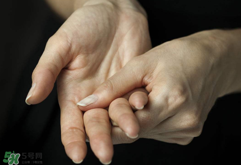 風(fēng)濕是怎么引起的？風(fēng)濕是怎樣形成的？