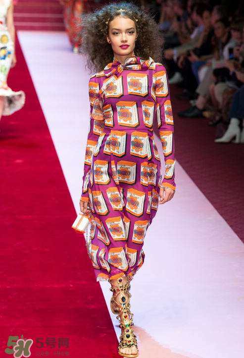 dolce gabbana2018春夏系列服裝怎么樣_好看嗎？