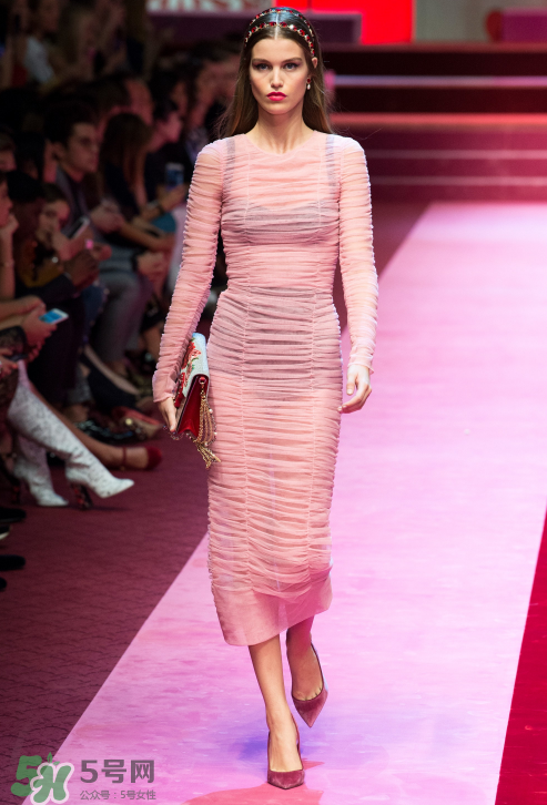 dolce gabbana2018春夏系列服裝怎么樣_好看嗎？