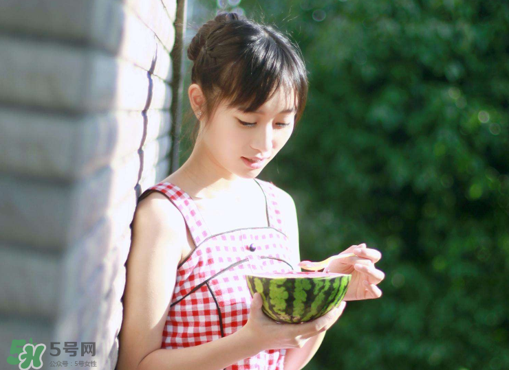 結(jié)膜炎眼睛腫了怎么辦？結(jié)膜炎眼睛紅幾天能好？