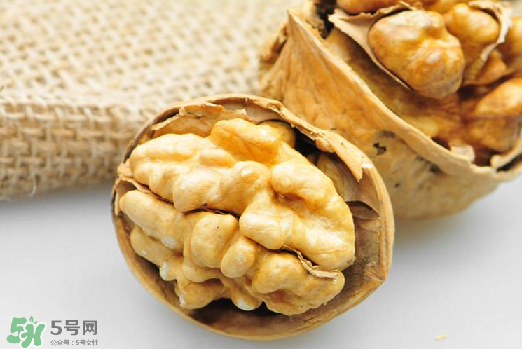 核桃開裂怎么辦？核桃為什么會(huì)開裂？