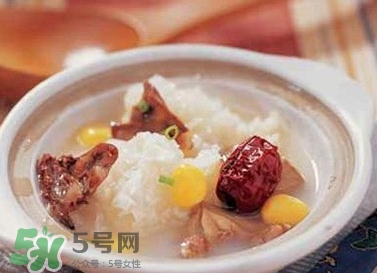 什么食物潤(rùn)肺止咳？潤(rùn)肺止咳湯的做法大全 