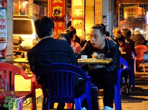 如何吃夜宵不會(huì)長胖？晚上吃夜宵的危害