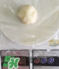 榴蓮冰皮月餅的做法？榴蓮冰皮月餅價(jià)格