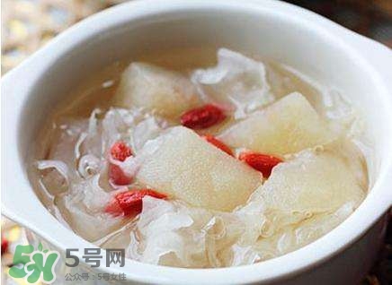 什么食物潤(rùn)肺止咳？潤(rùn)肺止咳湯的做法大全 