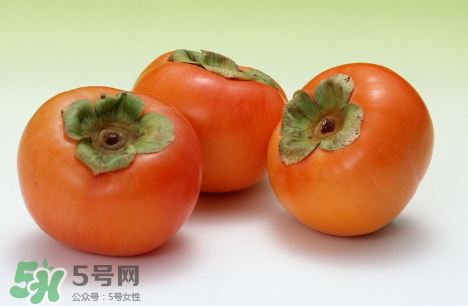 榴蓮和柿子能一起吃嗎？吃完榴蓮可以吃柿子嗎？