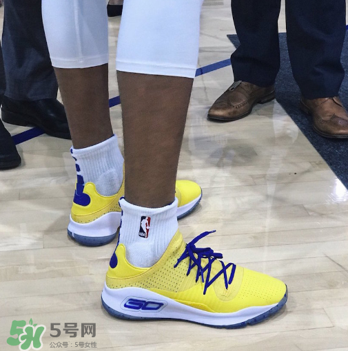 under armour curry 4 low warriors什么時候發(fā)售？