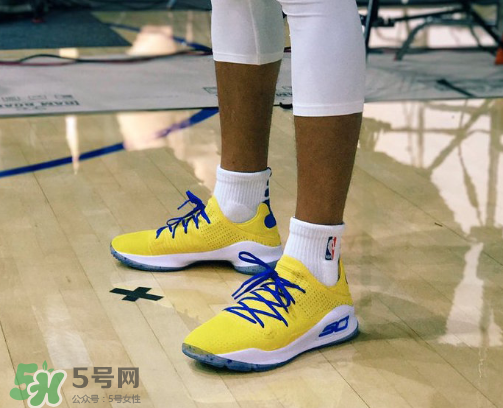 under armour curry 4 low warriors什么時候發(fā)售？