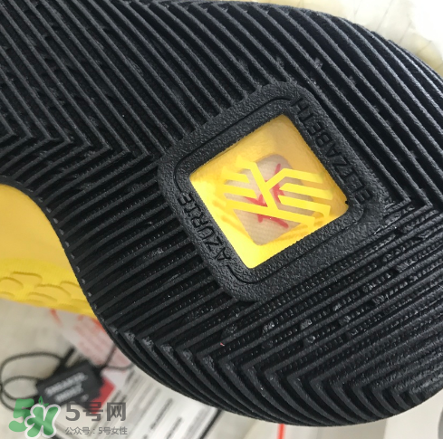 nike kyrie3 mamba mentality怎么樣？歐文3李小龍配色開箱測評