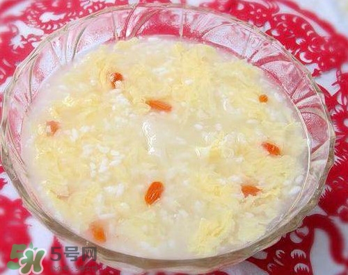 孕婦能吃醪糟嗎？醪糟有點(diǎn)酸是怎么回事