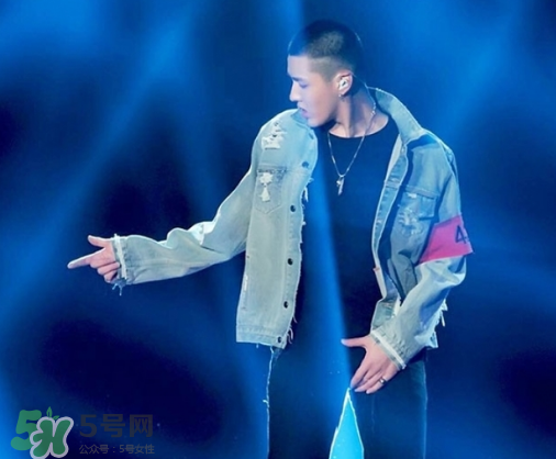 424袖標有單賣的嗎？424袖標單獨買多少錢？