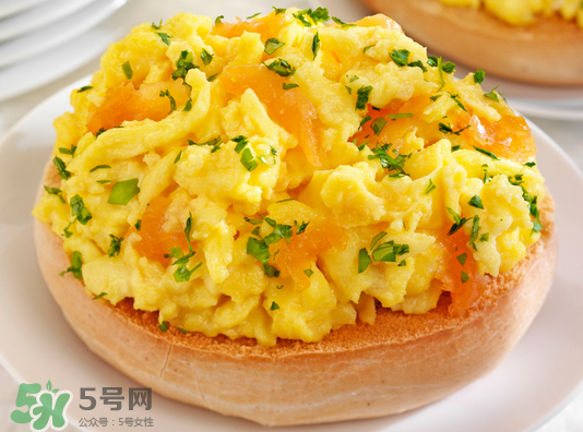 干咳嗽吃什么好的快？小孩外寒咳嗽的癥狀表現(xiàn)