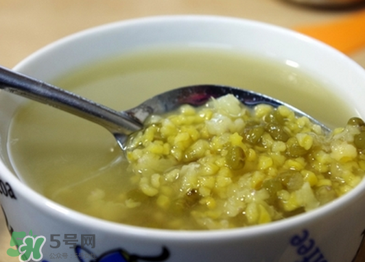 干咳嗽吃什么好的快？小孩外寒咳嗽的癥狀表現(xiàn)