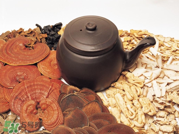 螺旋藻粉怎么吃？螺旋藻粉的功效與作用