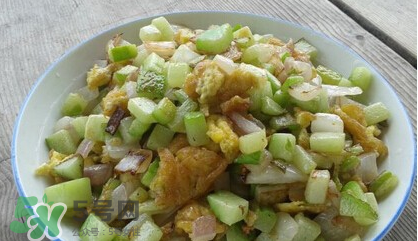 八月瓜的籽怎么吃？八月瓜籽的功效作用